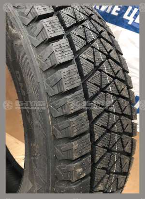 Bridgestone Blizzak DM-V2 235/65 R17 108S