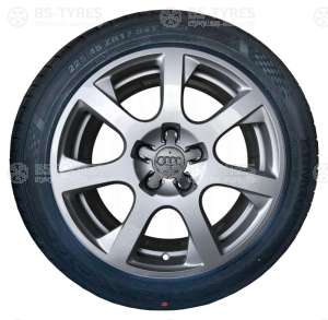 Kumho Ecsta PS71 245/40 R20 99Y