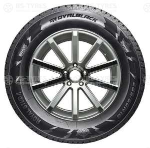 Royal Black Stud II 235/70 R16 106T