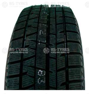 Yokohama Ice Guard IG50+ 215/55 R17 94Q